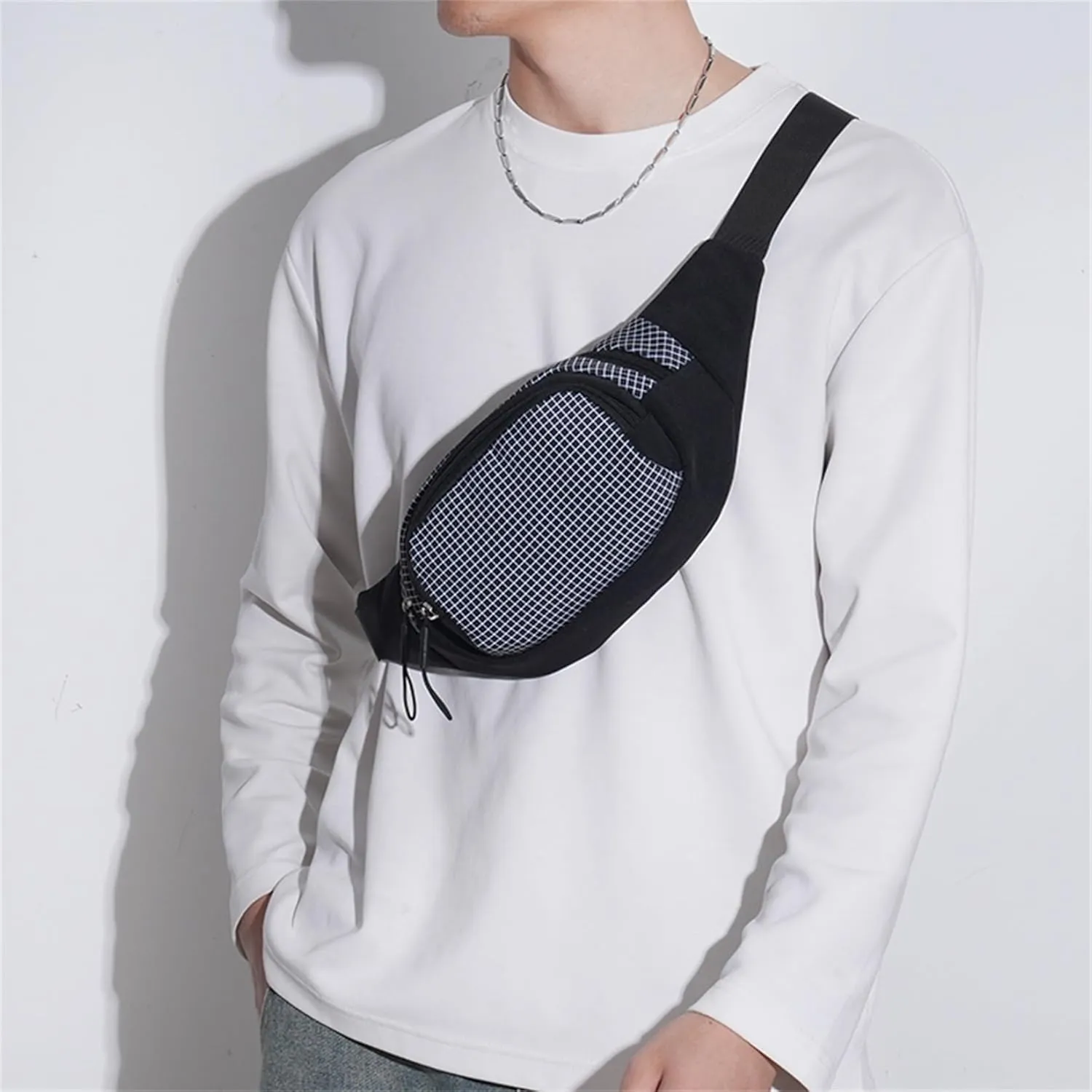 Ausion Fanny Pack Waist Bag for Men&Women Adjustable Belt Hip Bum Bag Fashion Water Resistant Hiking Waist Bag for Traveling Casual Running Hiking Cycling