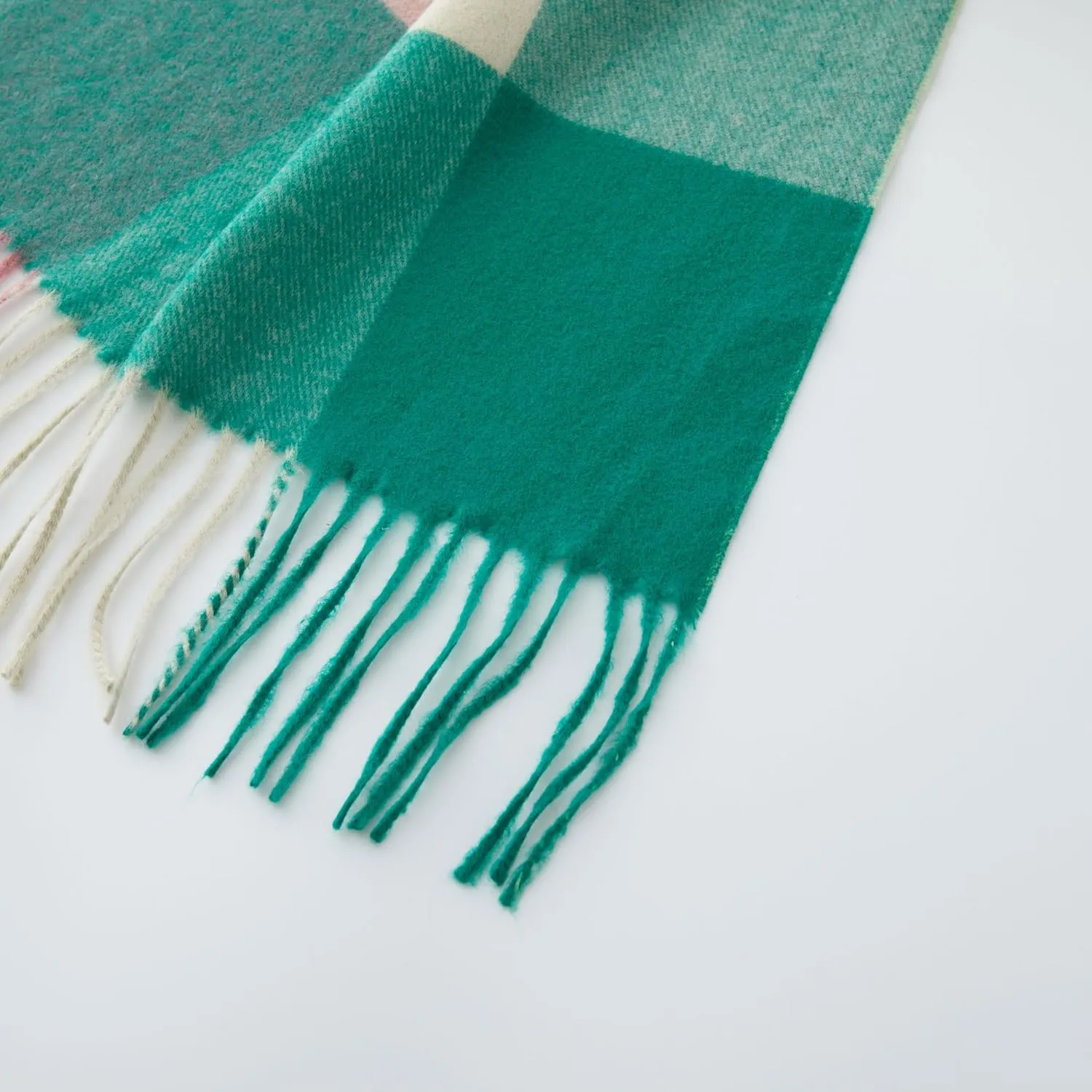 CALVIN & OLIVIA Women's Fall Winter Scarf Thick Classic Plaid Scarf Wrap Warmth Soft Oversized Cashmere Feel Scarves