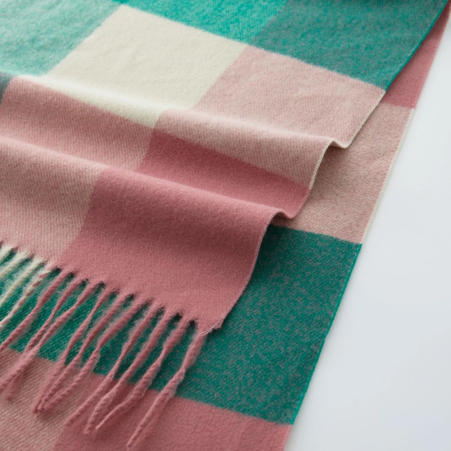 CALVIN & OLIVIA Women's Fall Winter Scarf Thick Classic Plaid Scarf Wrap Warmth Soft Oversized Cashmere Feel Scarves