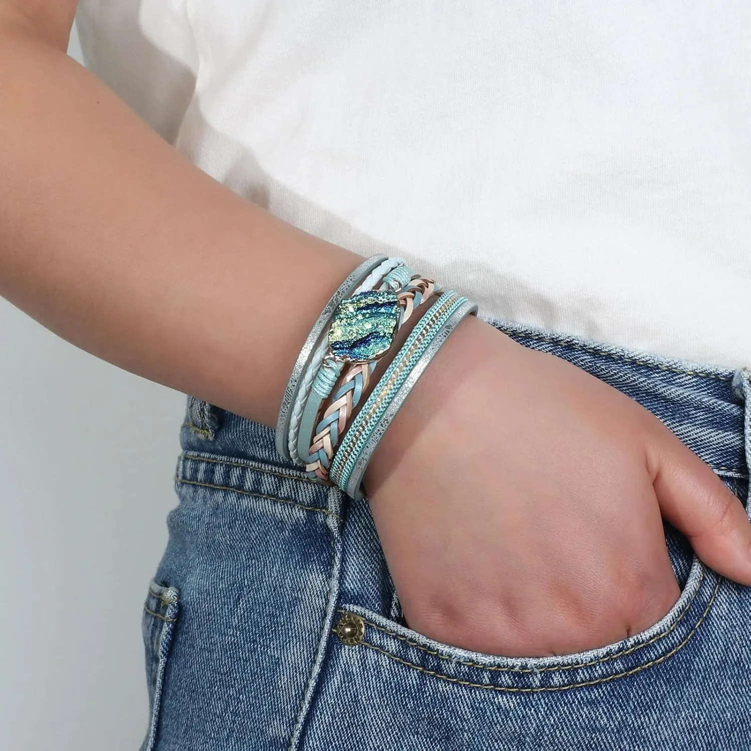 Fesciory Leopard Bracelet for Women, Boho Leather Wrap Multi-Layer Pearl Crystal Bracelet Bangle Jewelry