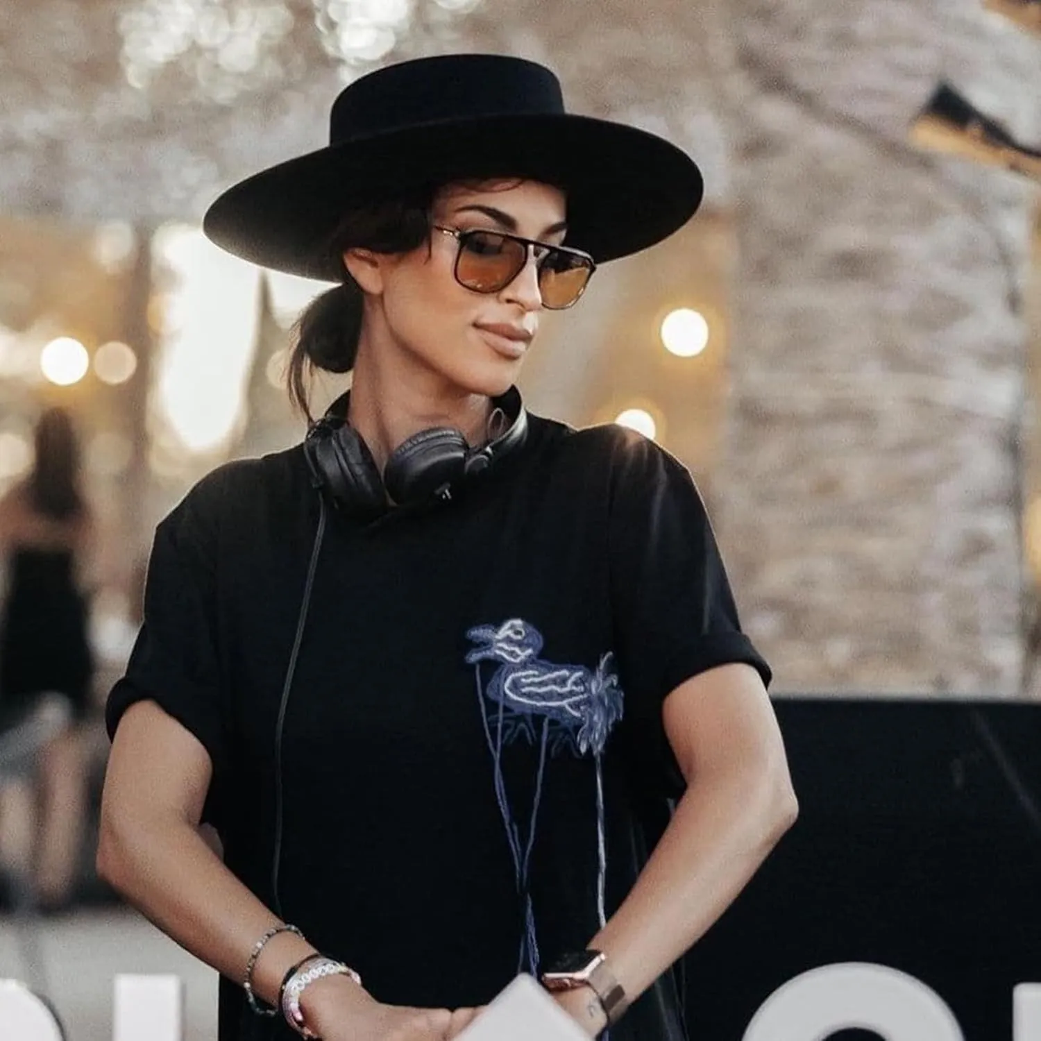 Women Fashion Felt Church Hats Classic British Style 9.5CM Wide Brim Top Fedora Hat Wedding Dress Up Jazz Cap